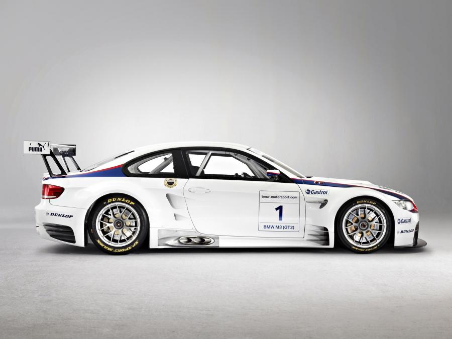  BMW M3 GT2 Race Car 2009 года  (фото 12 из 16)